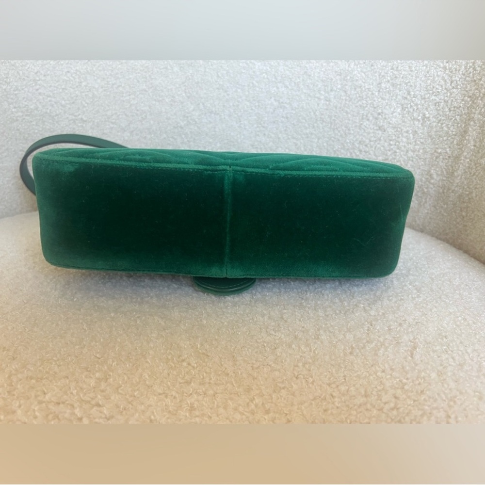 Gucci Velvet Green Marmont Bag - Picture 6 of 6